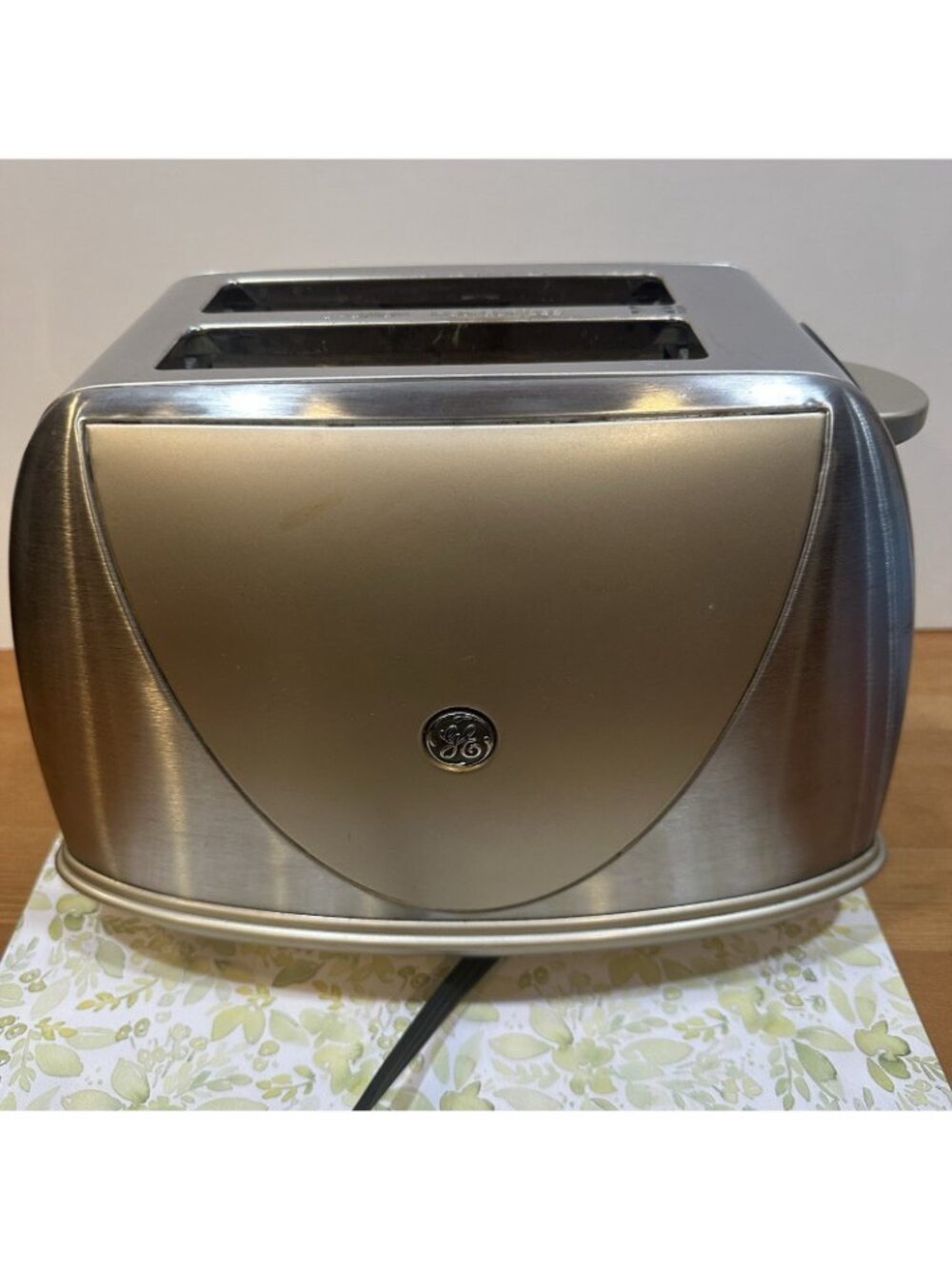Retro Style 2 Slice Toaster GE Stainless Steel Bagel Defrost Reheat Silver - Picture 5 of 13